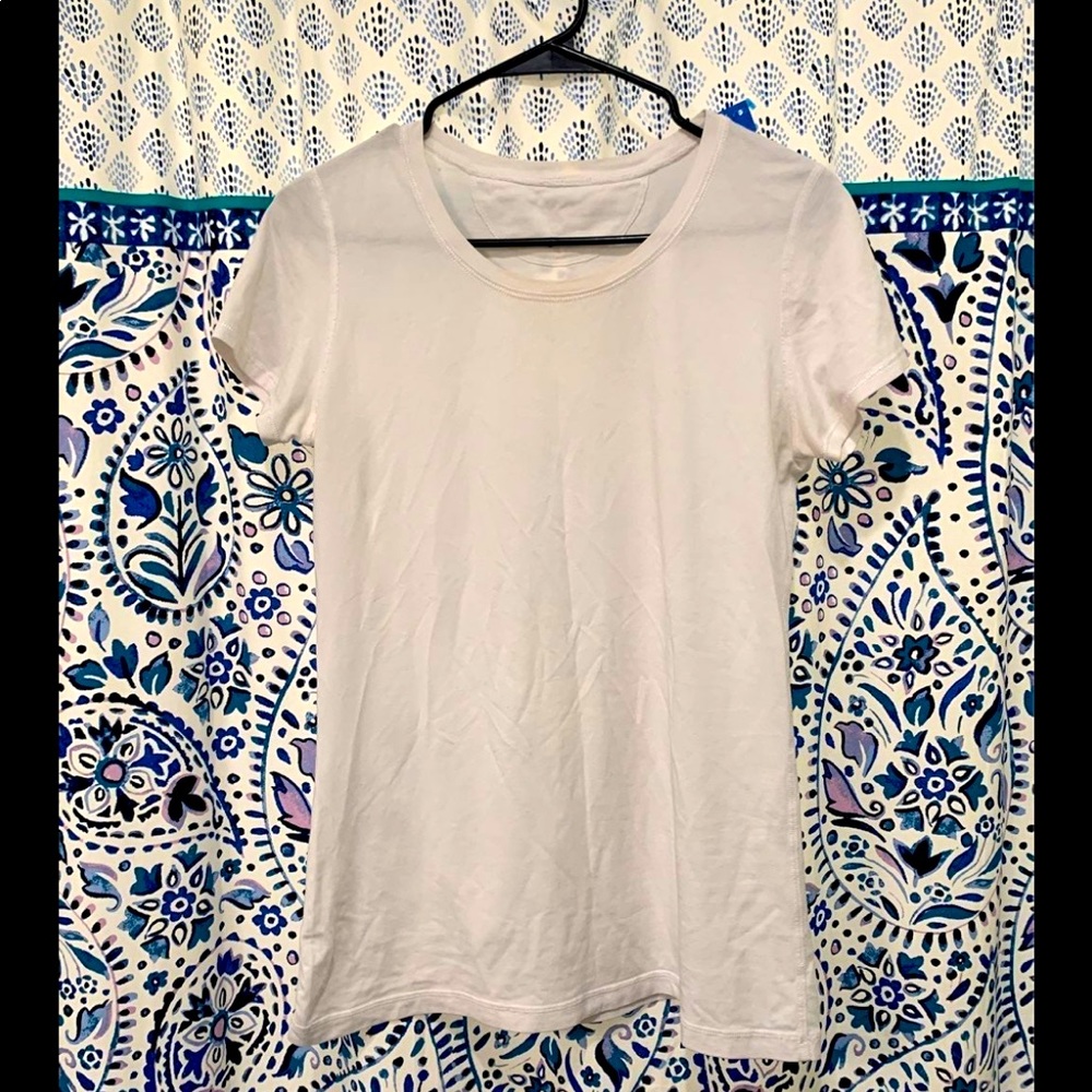 lululemon white shirt sleeve shirt